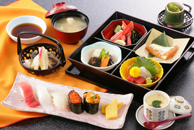 食堂でのお食事